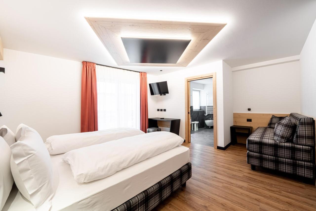 Albergo Garni Edy  Canazei Exterior foto