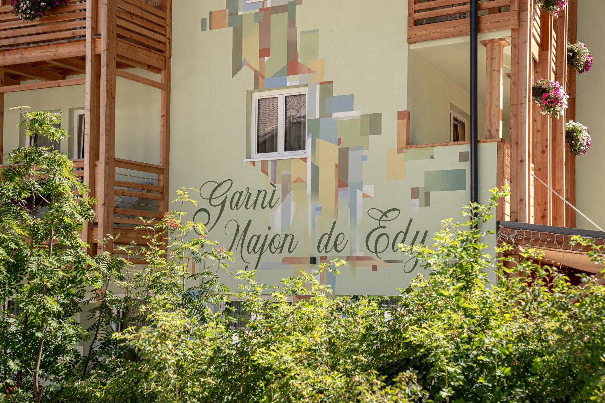 Albergo Garni Edy  Canazei Exterior foto