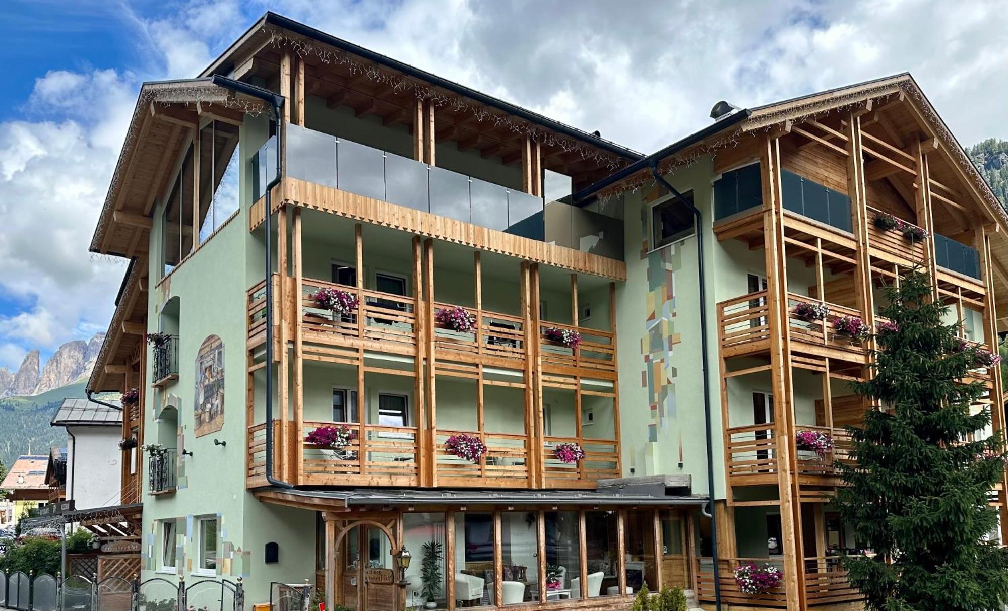 Albergo Garni Edy  Canazei Exterior foto